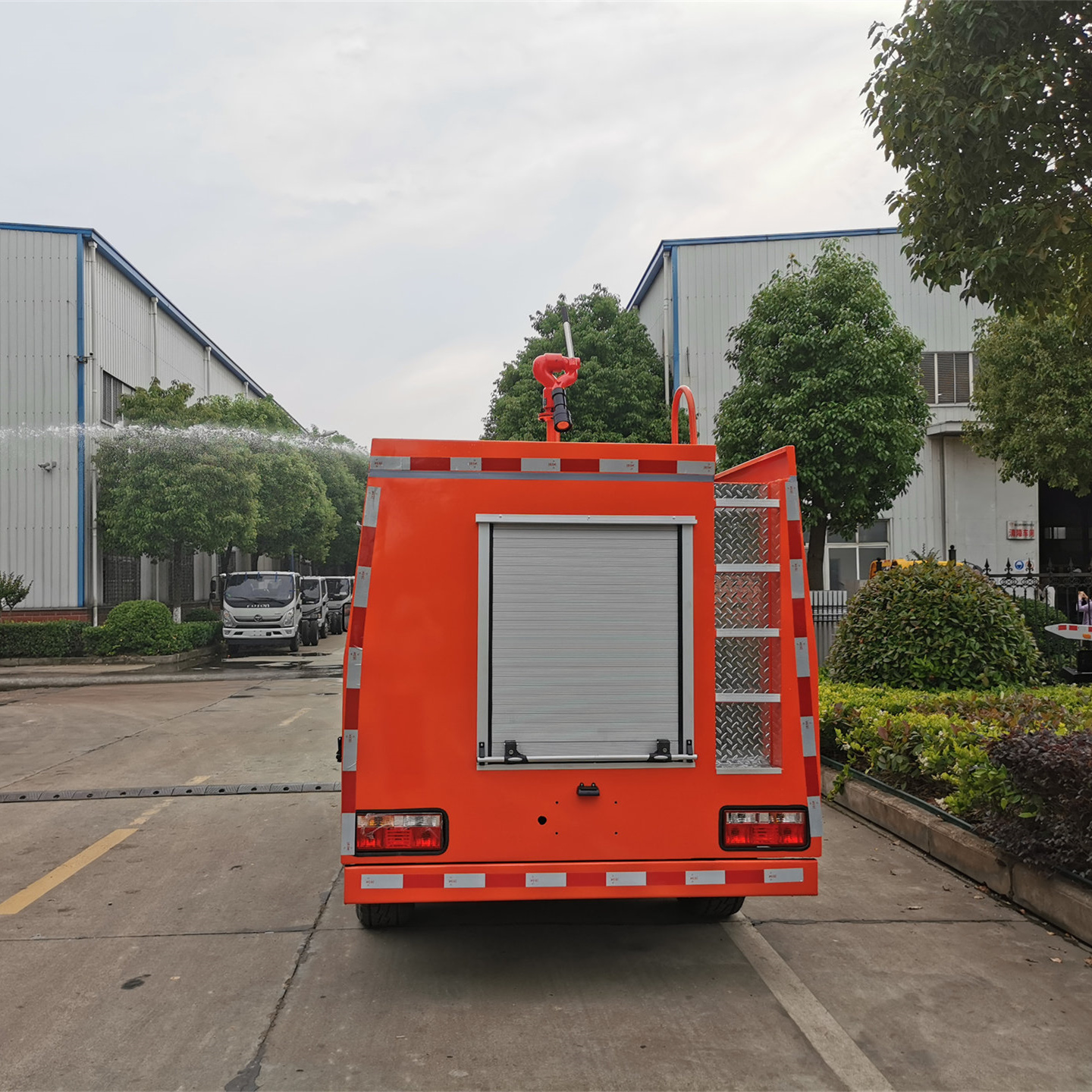 勇士四驅救險車